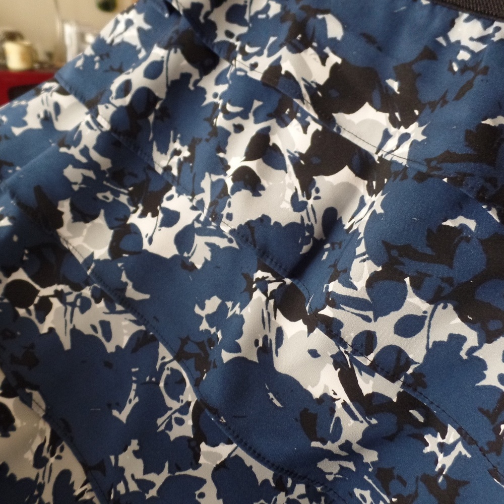 Blue, gray, and black tiered skirt - Alfani - Picture 4 of 5